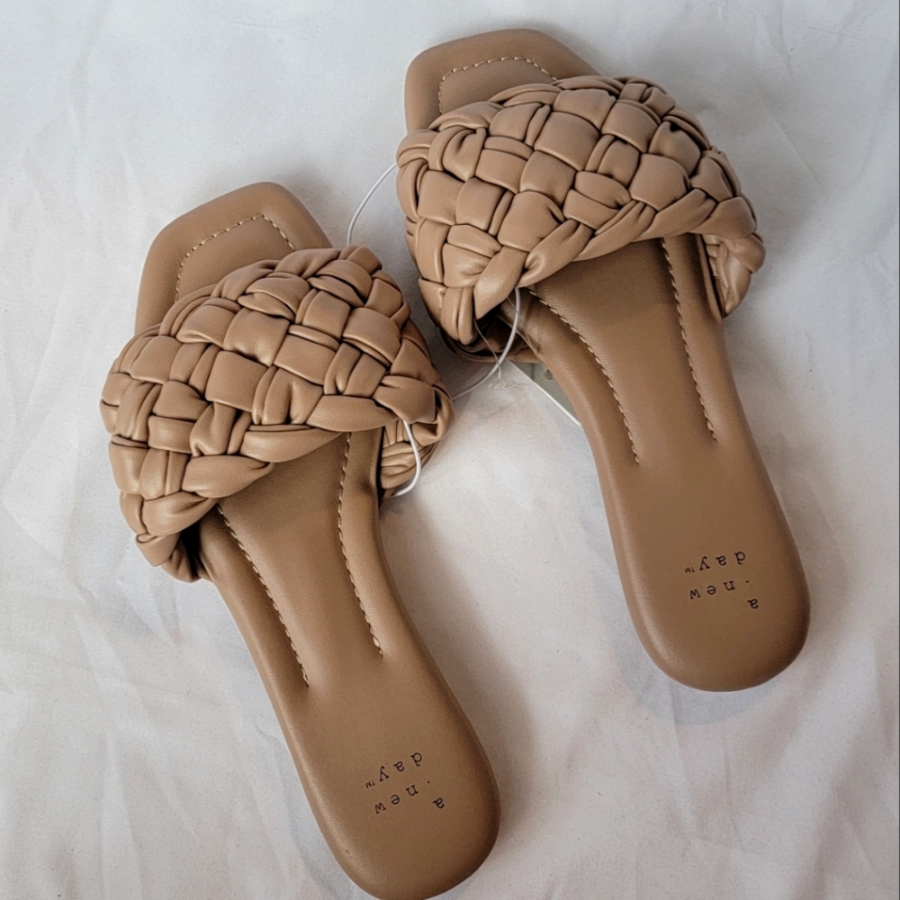 A New Day Carrissa Woven Slide Sandals Tan
